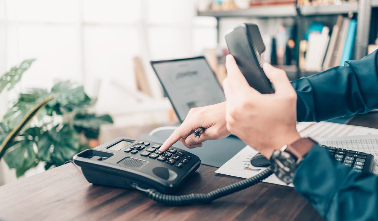 24-7 Support Carousel Pic